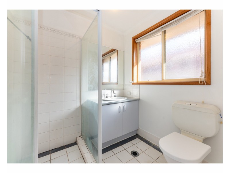 15 Condon Place, Lavington NSW 2641