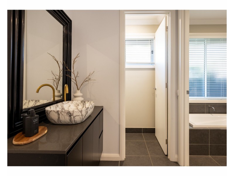 5 Fernhurst Court, Albury NSW 2640