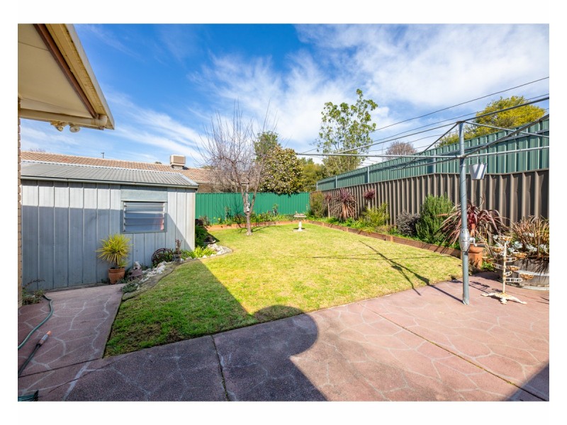 44 Michelle Avenue, Lavington NSW 2641