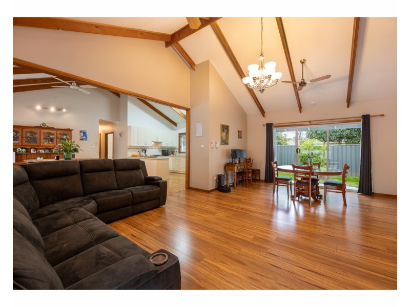 126 Victoria Street, Howlong NSW 2643