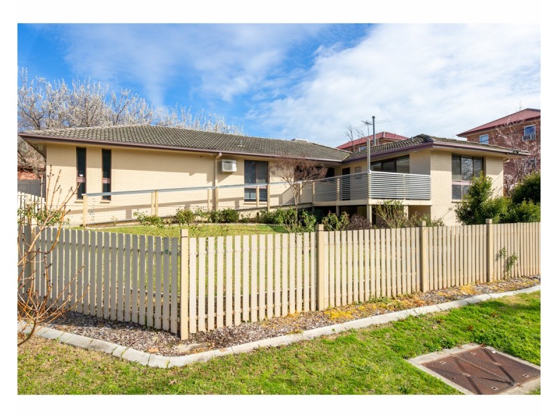 702 Cahill Place, Albury NSW 2640