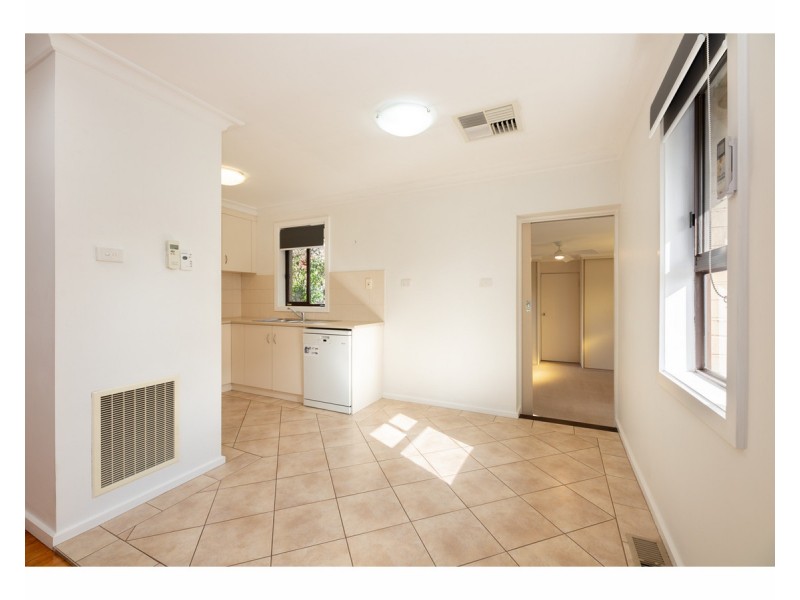 702 Cahill Place, Albury NSW 2640