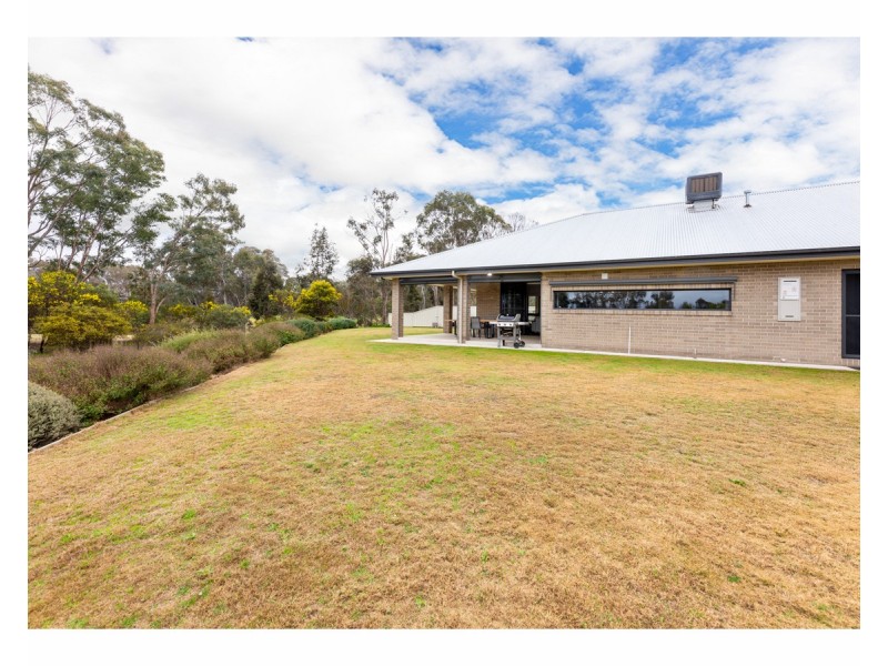 70 Woolshed Drive, Thurgoona NSW 2640