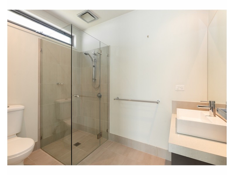 2/849 Pemberton Street, West Albury NSW 2640