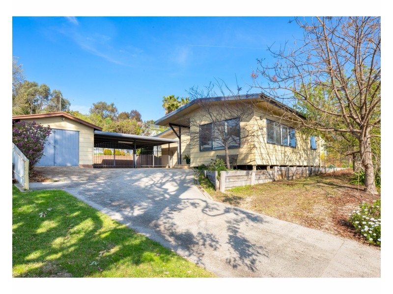 484 Thorold Street, West Albury NSW 2640