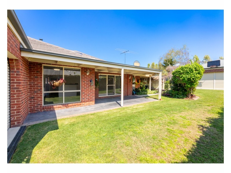 5 Clarendon Avenue, Wodonga VIC 3690