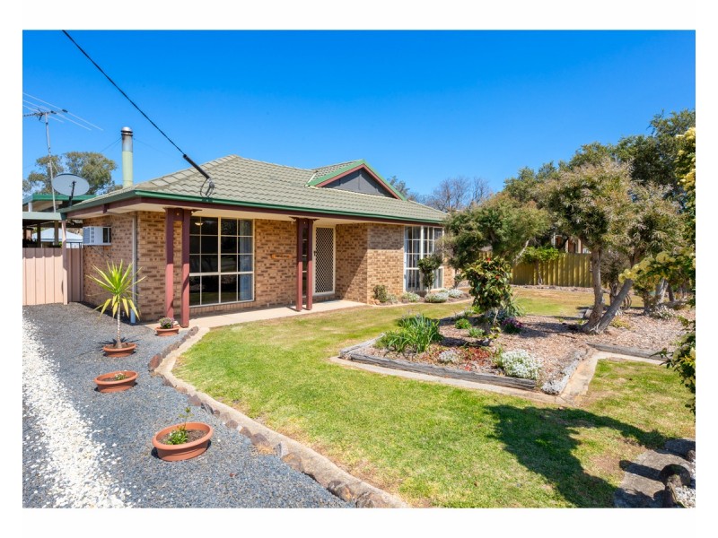 14 Pell Street, Howlong NSW 2643