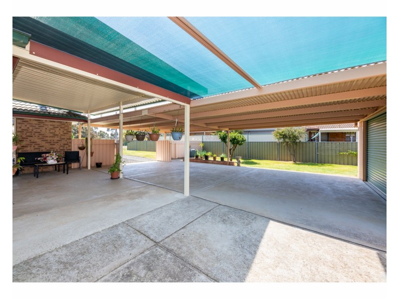 14 Pell Street, Howlong NSW 2643