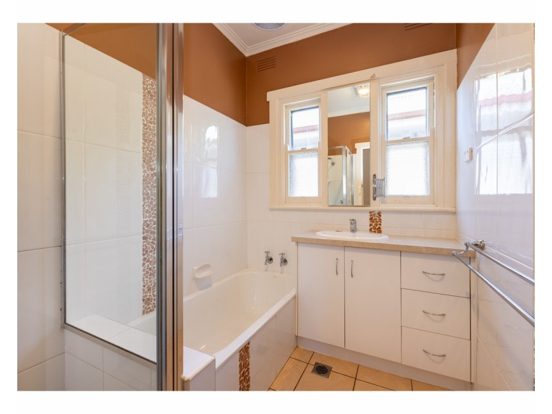 976 Waugh Road, North Albury NSW 2640