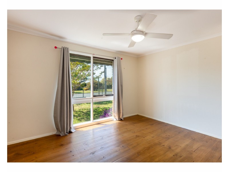 489 Henderson Street, Lavington NSW 2641