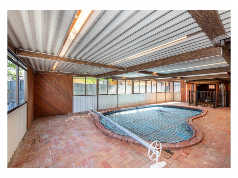 489 Henderson Street, Lavington NSW 2641