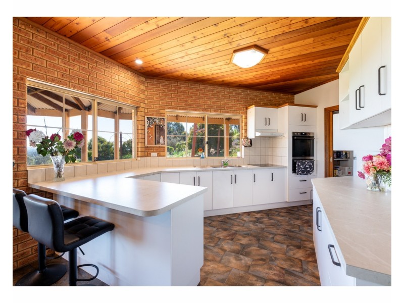 81 Bonnie Springs Road, Jindera NSW 2642