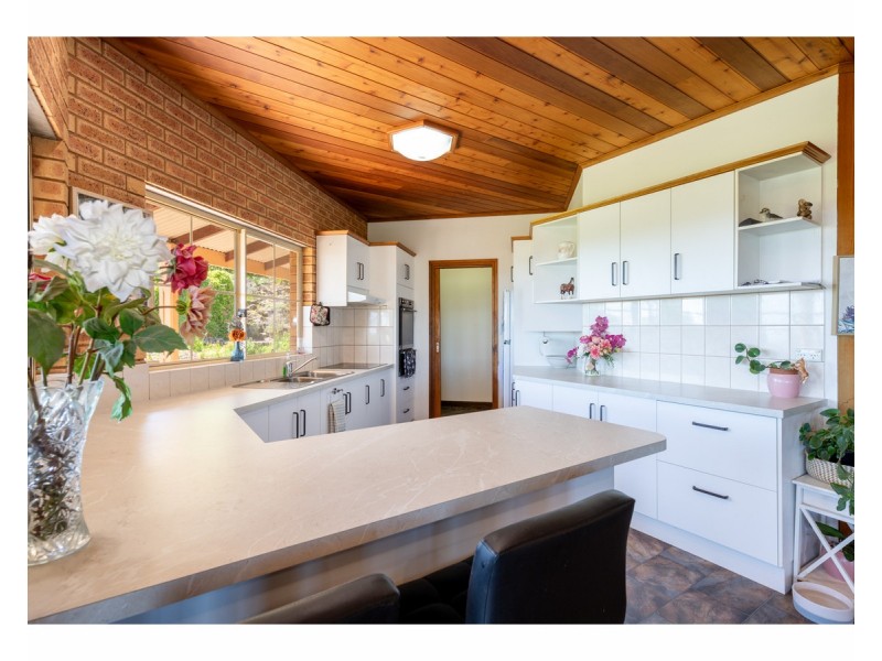 81 Bonnie Springs Road, Jindera NSW 2642