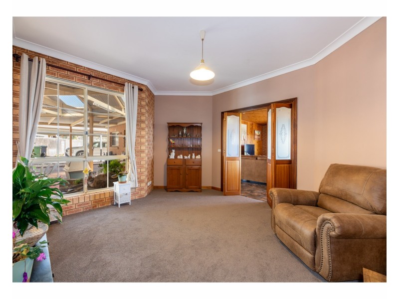 81 Bonnie Springs Road, Jindera NSW 2642
