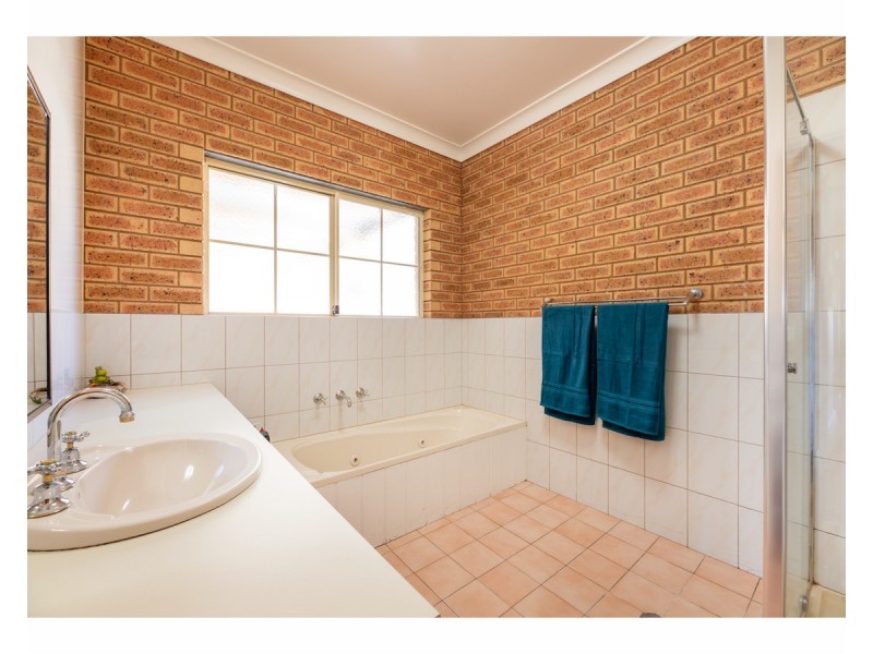 81 Bonnie Springs Road, Jindera NSW 2642