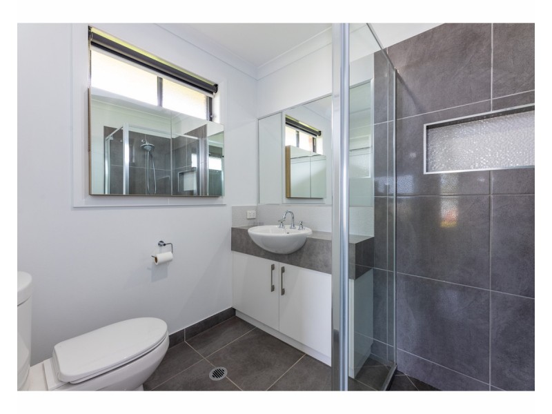 17 Egret Way, Thurgoona NSW 2640