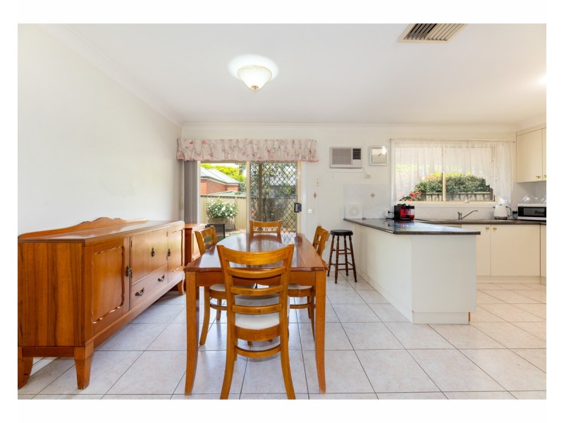 4/52 Mountford Crescent, East Albury NSW 2640