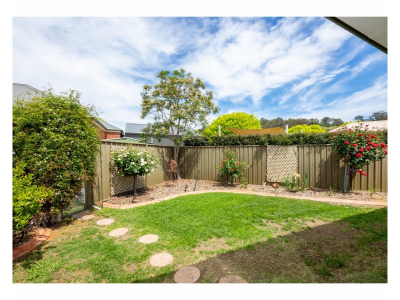 4/52 Mountford Crescent, East Albury NSW 2640