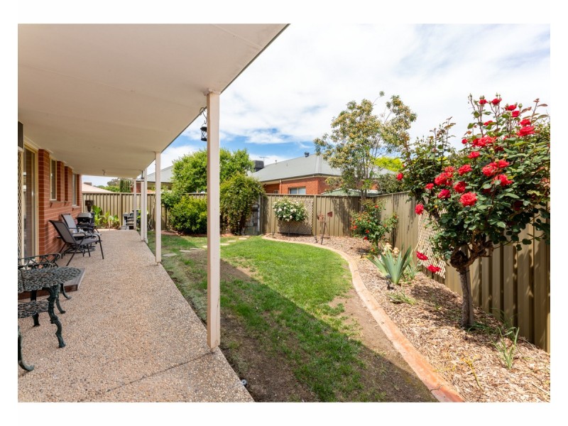 4/52 Mountford Crescent, East Albury NSW 2640