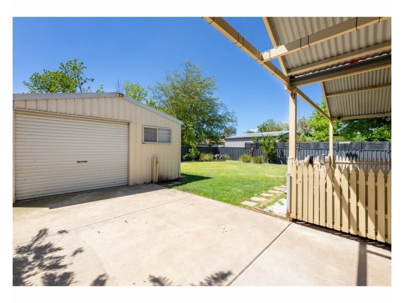 544 McDonald Road, Lavington NSW 2641
