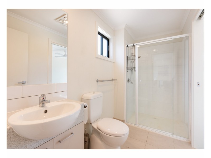 64/7 Catherine Crescent, Lavington NSW 2641