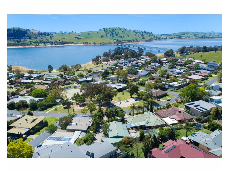 21 Craig Drive, Bellbridge VIC 3691