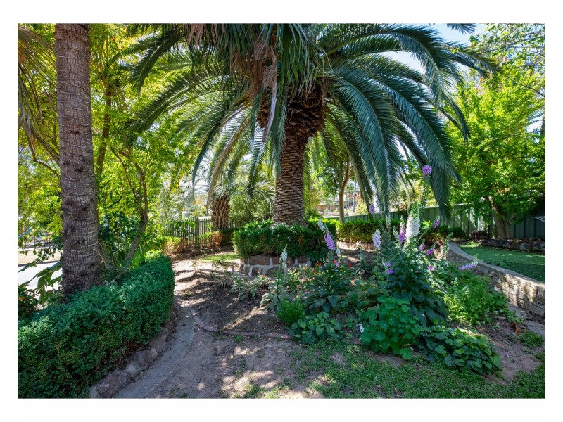 21 Craig Drive, Bellbridge VIC 3691