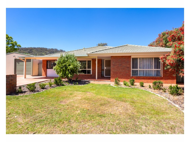 2 Darri Drive, Springdale Heights NSW 2641