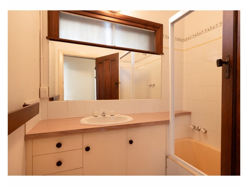 625 Thurgoona Street, Albury NSW 2640