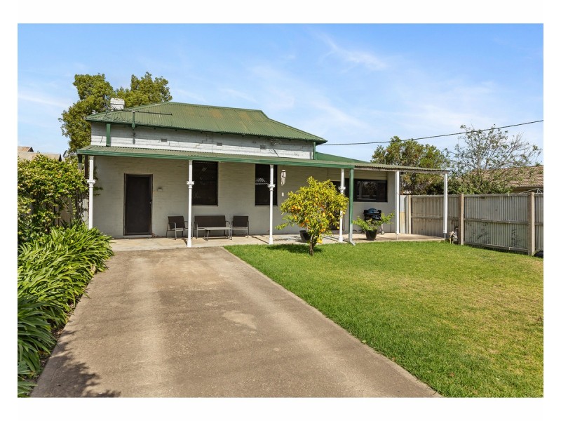 17 Allan Street, Henty NSW 2658