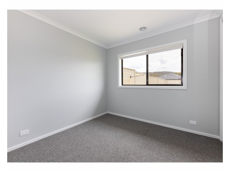 10 Hanrahan Street, Hamilton Valley NSW 2641