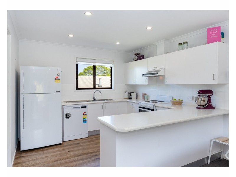 3/585 Hague Street, Lavington NSW 2641