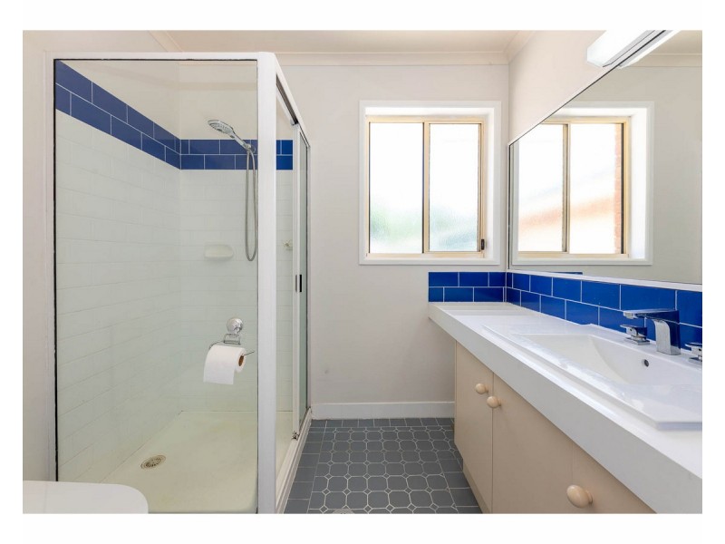 15 Baw Baw Street, Thurgoona NSW 2640