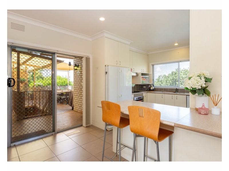 267 Vickers Road, Lavington NSW 2641