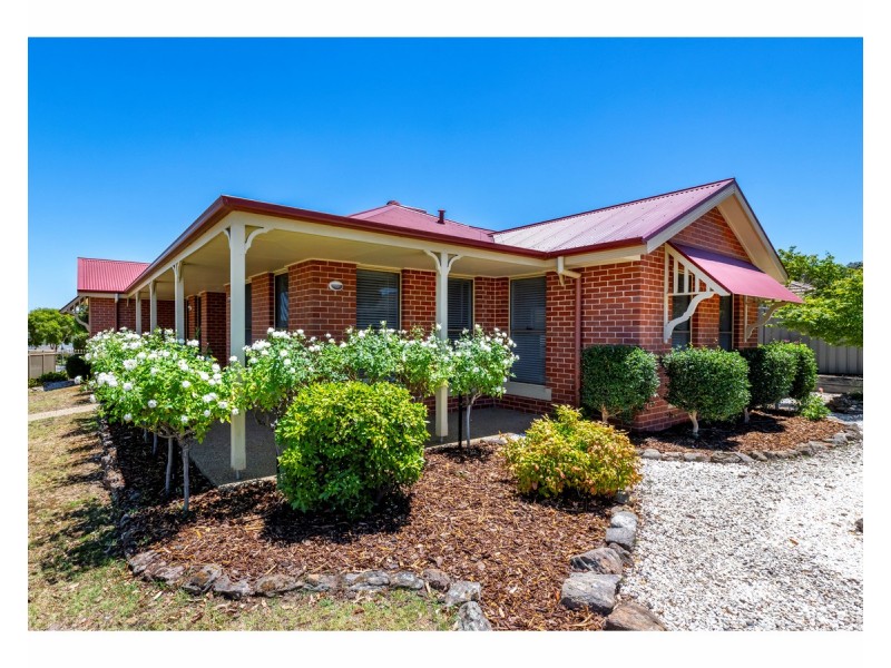 66 Honeyeater Circuit, Thurgoona NSW 2640