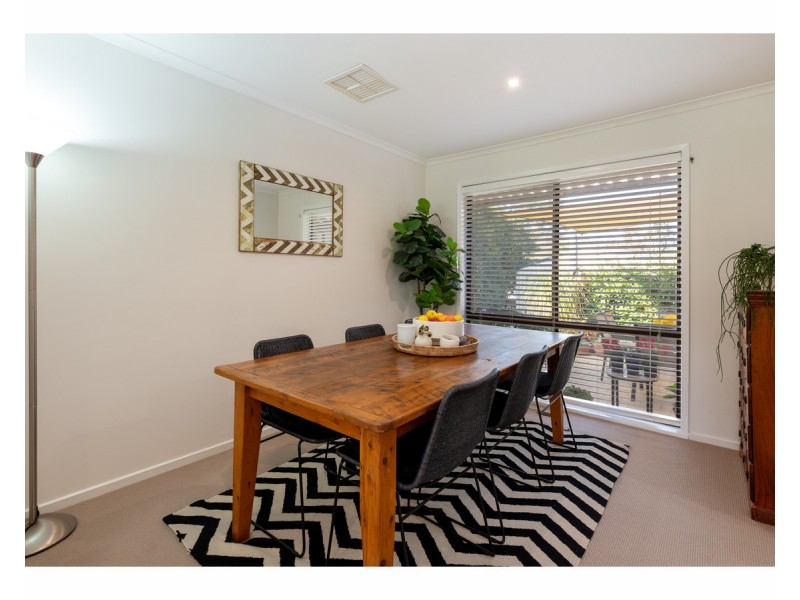 3 Heather Court, West Albury NSW 2640