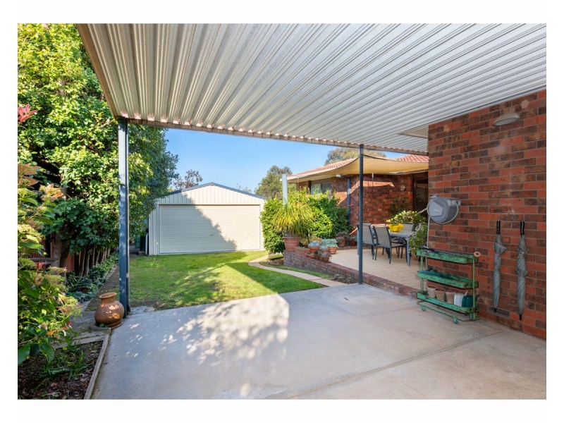 3 Heather Court, West Albury NSW 2640