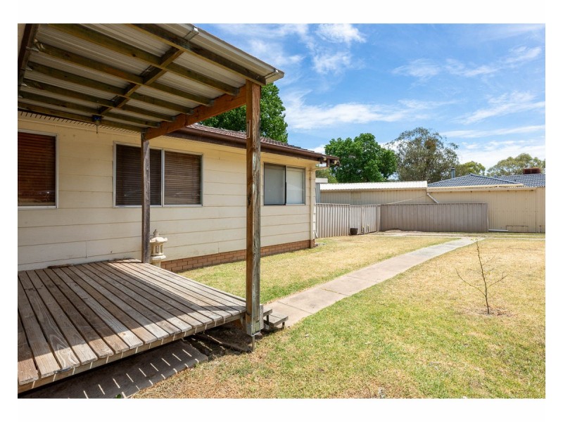 10 Myrtle Street, West Albury NSW 2640