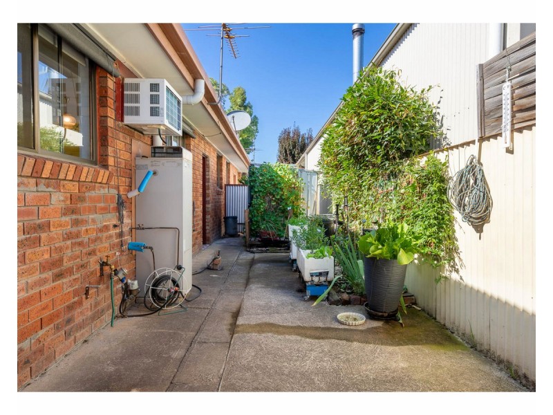 2/11 Wodonga Street, Wodonga VIC 3690