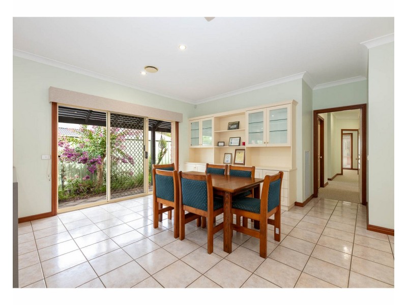 6 Box Place, Glenroy NSW 2640