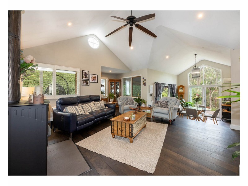 32 Isaacs Avenue, Yackandandah VIC 3749