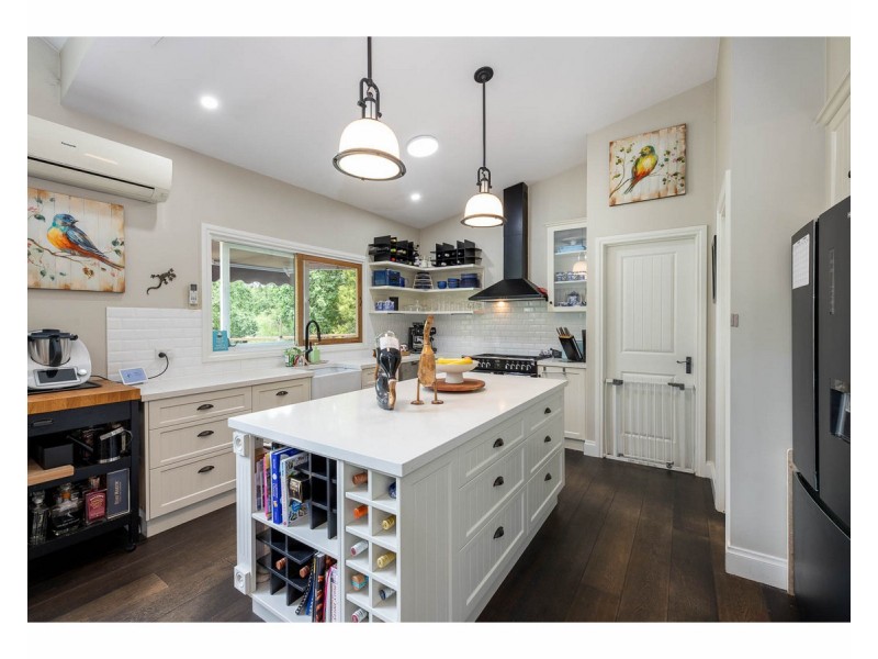 32 Isaacs Avenue, Yackandandah VIC 3749