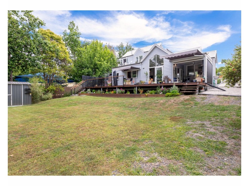 32 Isaacs Avenue, Yackandandah VIC 3749