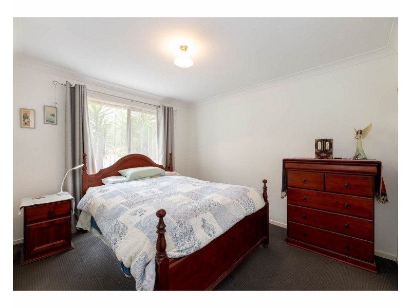 27 Meyer Place, Thurgoona NSW 2640