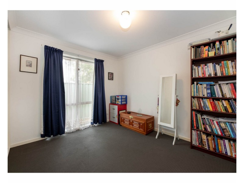 27 Meyer Place, Thurgoona NSW 2640