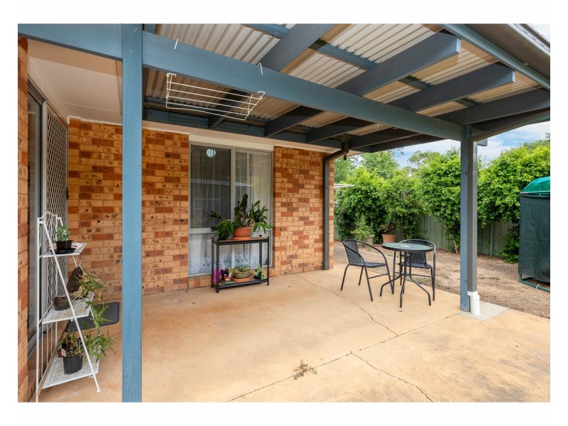 27 Meyer Place, Thurgoona NSW 2640