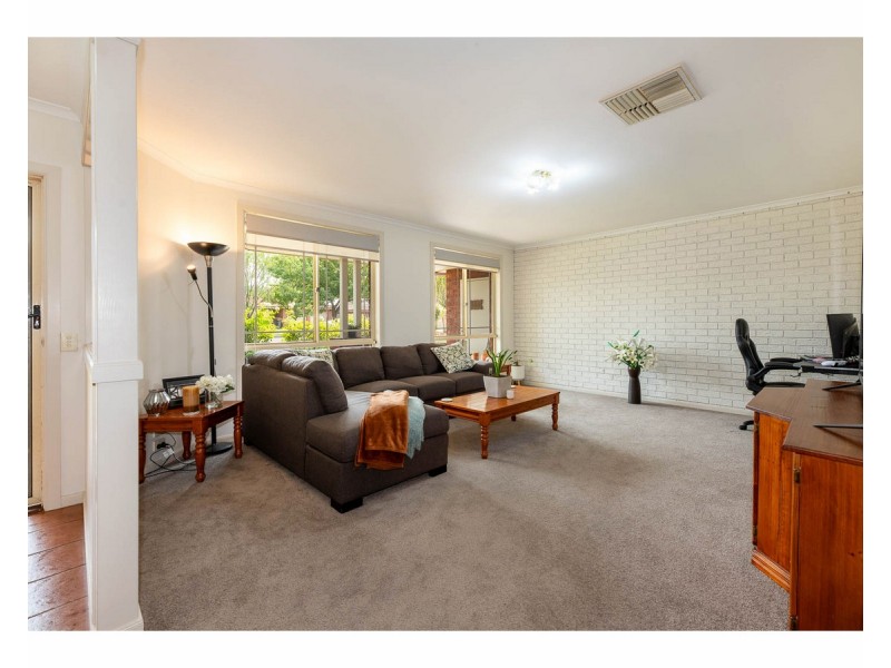 57 Privett Place, Lavington NSW 2641