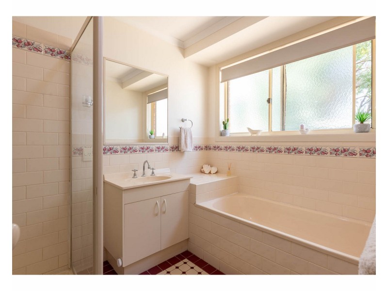 57 Privett Place, Lavington NSW 2641
