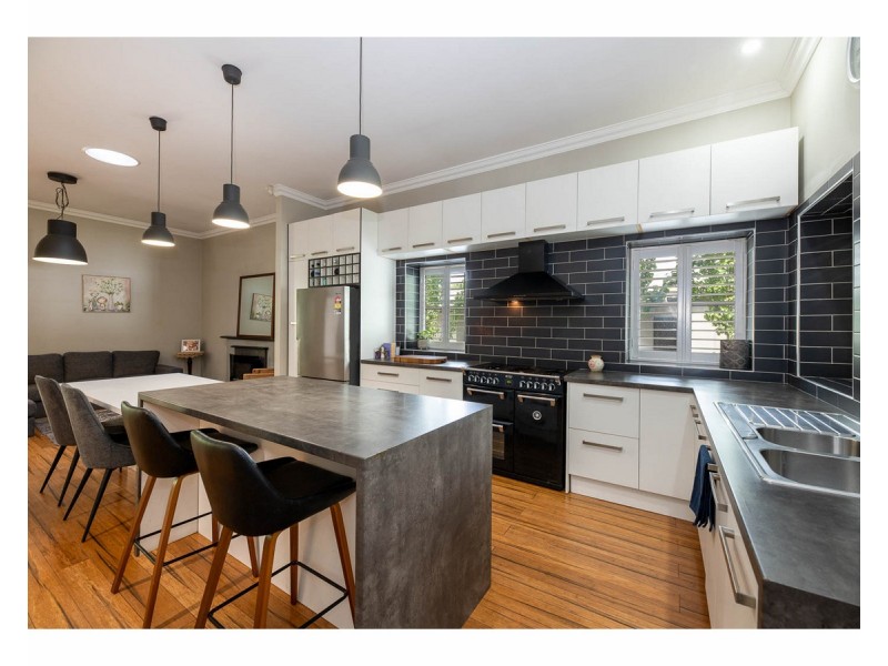 765 David Street, North Albury NSW 2640