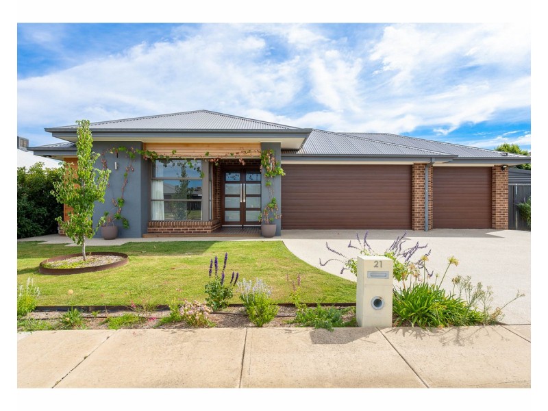 21 Yarrabee Drive, Wirlinga NSW 2640